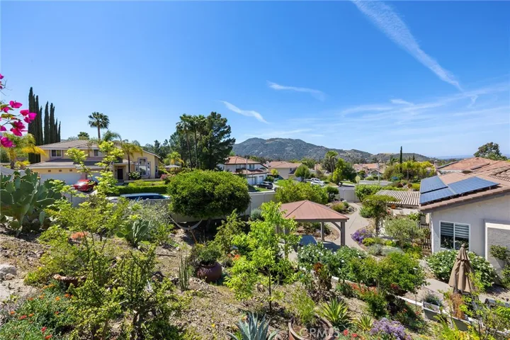 42768 Mountain Shadow Road, Murrieta, California 92562