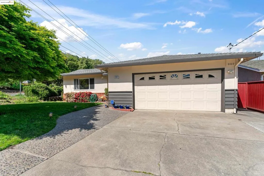 2305 Marlin Court, Pinole, California 94564 home-pic-22