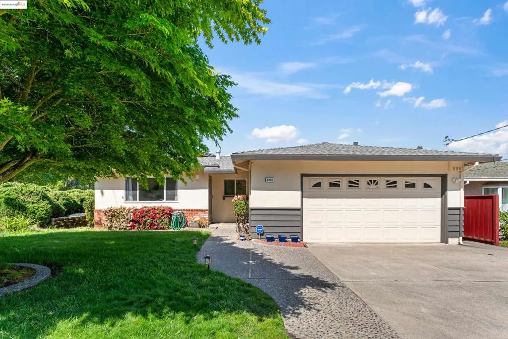 2305 Marlin Court, Pinole, California 94564 home-pic-23