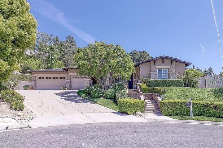 7630 E Spotted Pony Lane, Anaheim Hills, California 92808