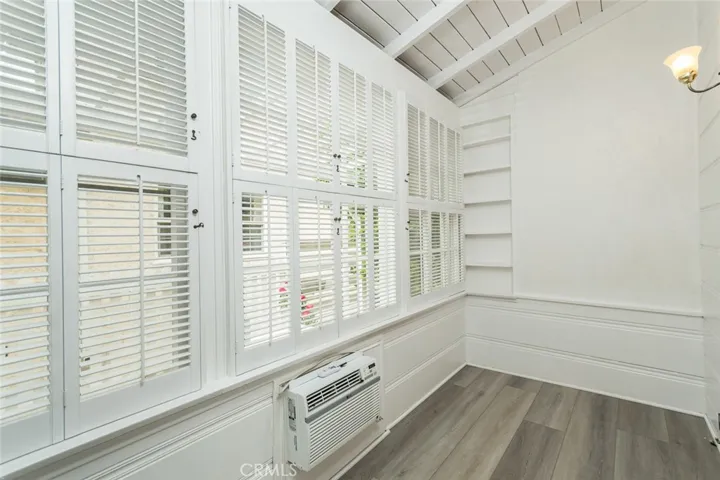 1103 Graynold, Glendale, California 91202