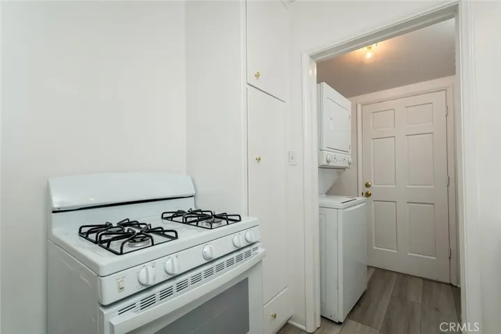 1103 Graynold, Glendale, California 91202