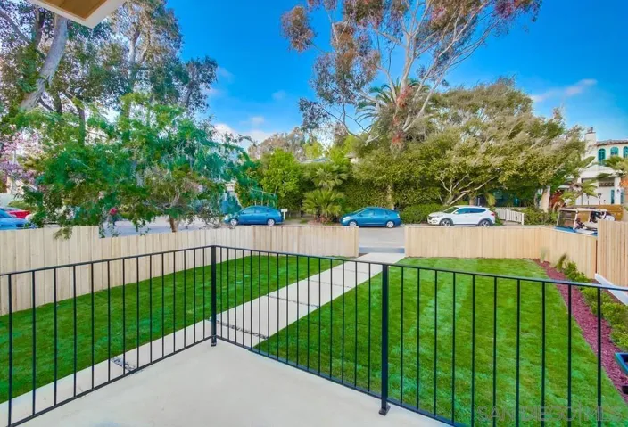 5522 Beaumont Ave, La Jolla, California 92037