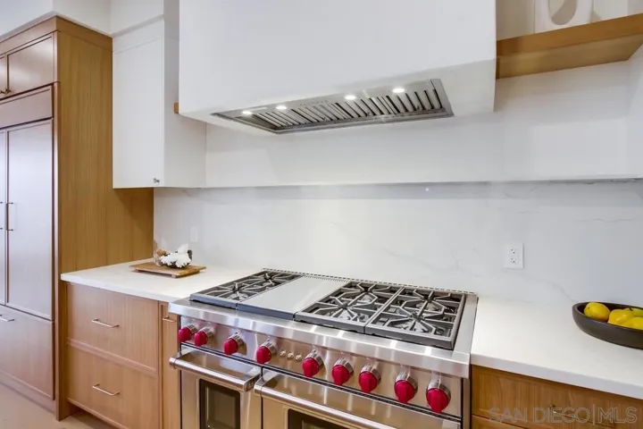 5522 Beaumont Ave, La Jolla, California 92037