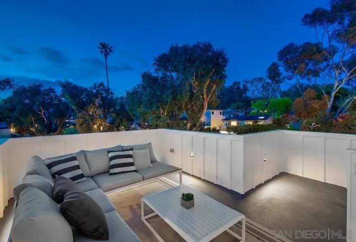 5522 Beaumont Ave, La Jolla, California 92037