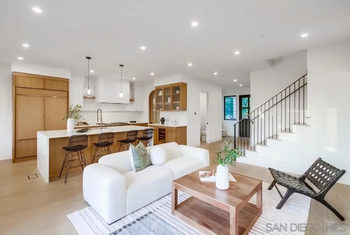 5522 Beaumont Ave, La Jolla, California 92037