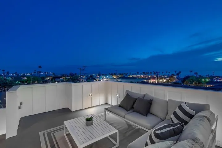 5522 Beaumont Ave, La Jolla, California 92037