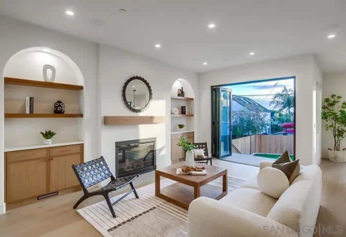 5522 Beaumont Ave, La Jolla, California 92037