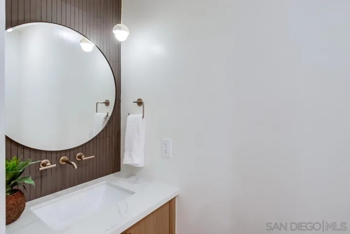 5522 Beaumont Ave, La Jolla, California 92037