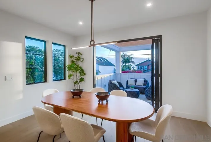 5522 Beaumont Ave, La Jolla, California 92037