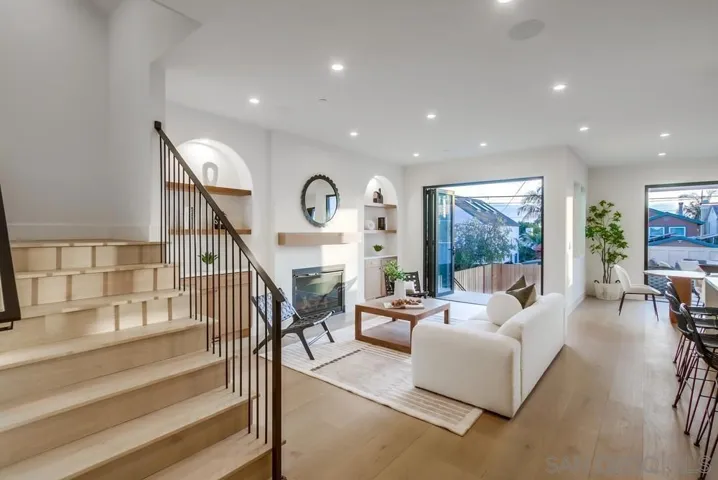 5522 Beaumont Ave, La Jolla, California 92037