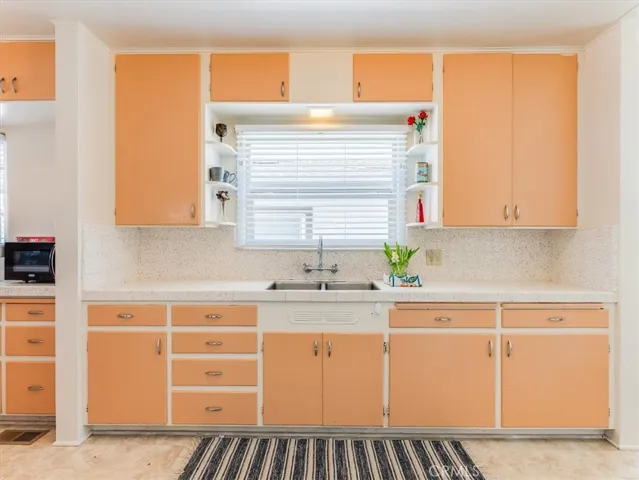 418 Mitchell Drive, San Luis Obispo, California 93401