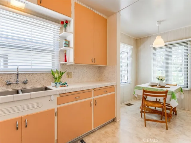 418 Mitchell Drive, San Luis Obispo, California 93401