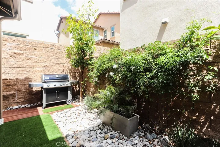 Private rear yard
