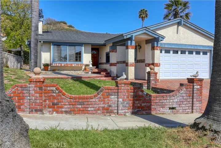 230 Encanto Avenue, Pismo Beach, California 93449
