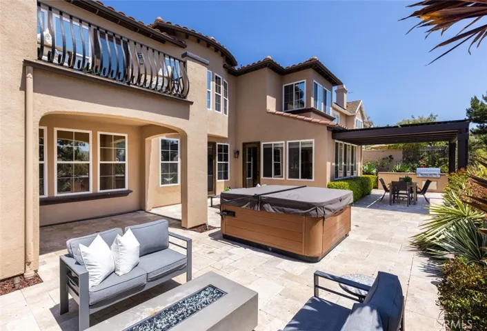 306 Camino Mira Monte, San Clemente, California 92673