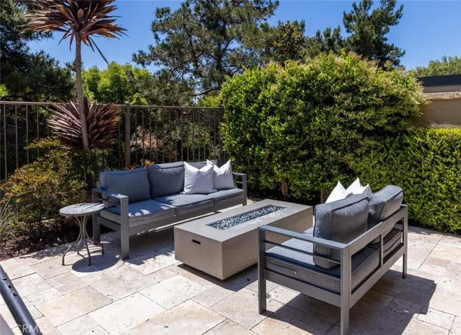 306 Camino Mira Monte, San Clemente, California 92673
