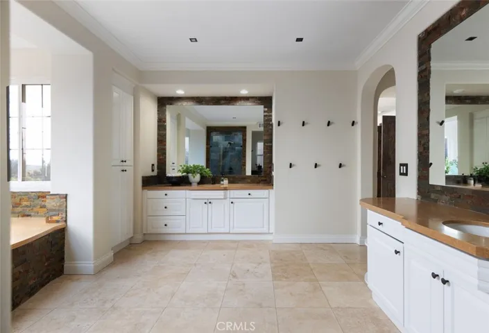 306 Camino Mira Monte, San Clemente, California 92673