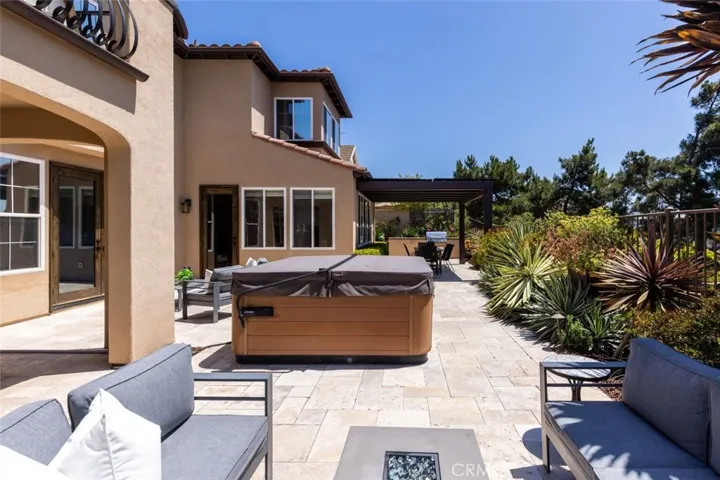 306 Camino Mira Monte, San Clemente, California 92673