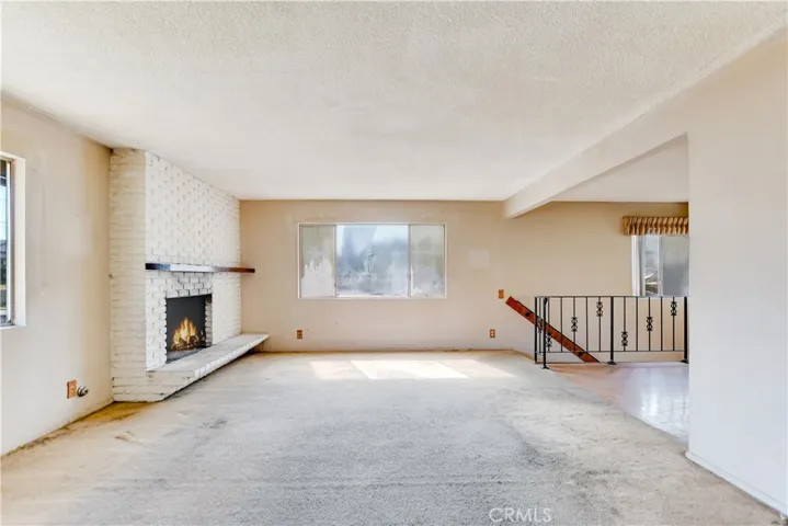 1360 E Fallbrook Street, Fallbrook, California 92028