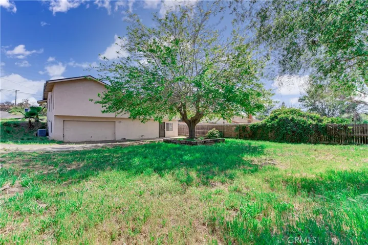 1360 E Fallbrook Street, Fallbrook, California 92028