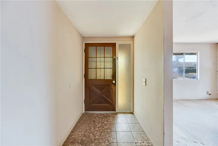 1360 E Fallbrook Street, Fallbrook, California 92028