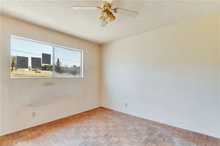 1360 E Fallbrook Street, Fallbrook, California 92028