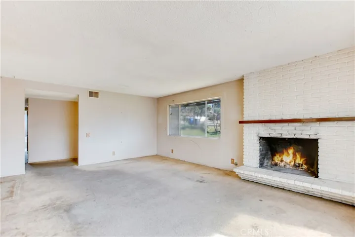 1360 E Fallbrook Street, Fallbrook, California 92028