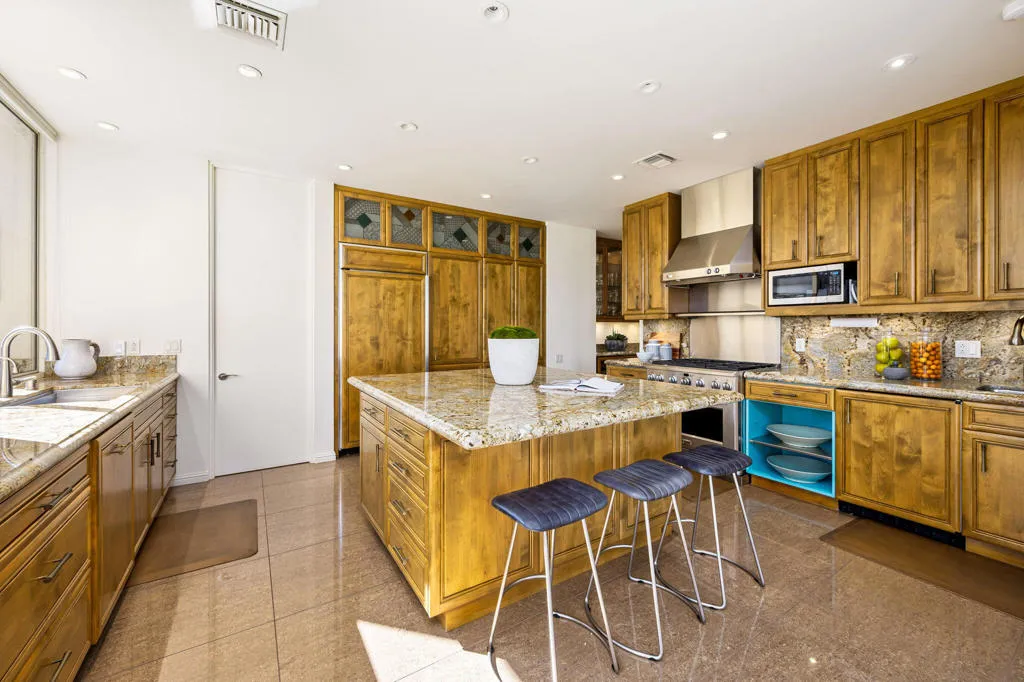 74752 Casandra Court, Indian Wells, California 92210 home-pic-5