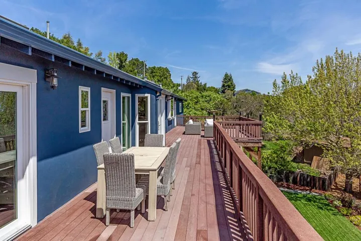 83 Tum Suden Way, Woodside, California 94062