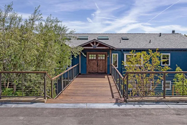 83 Tum Suden Way, Woodside, California 94062
