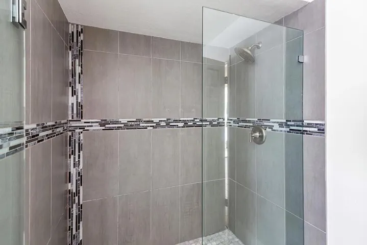 83 Tum Suden Way, Woodside, California 94062