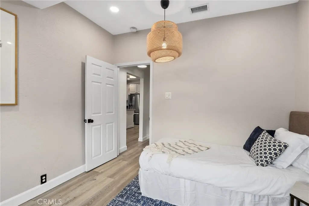 4338 Beagle Street, Los Angeles, California 90032 home-pic-14