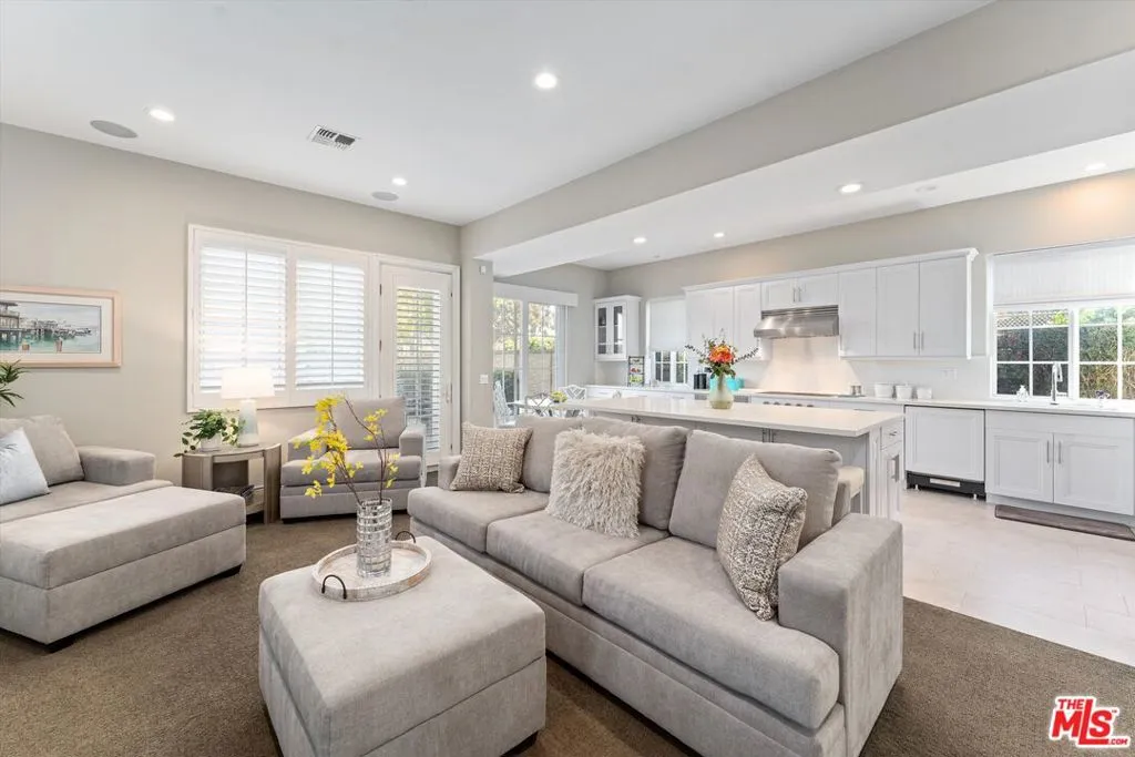 912 Harbor Crossing Lane, Marina Del Rey, California 90292 home-pic-22