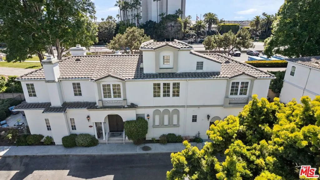 912 Harbor Crossing Lane, Marina Del Rey, California 90292 home-pic-3