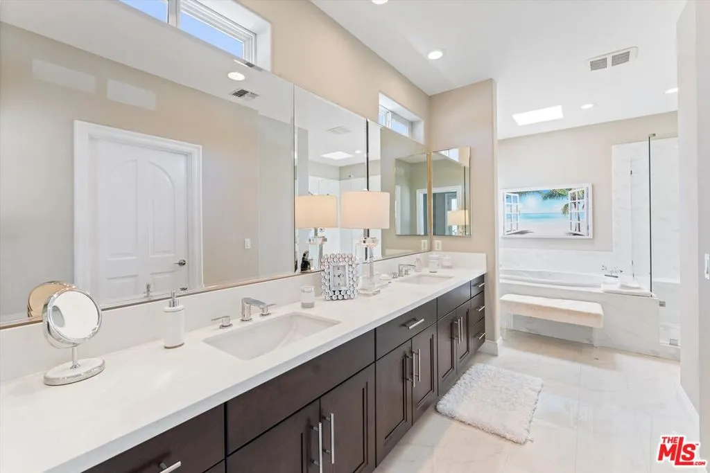 912 Harbor Crossing Lane, Marina Del Rey, California 90292 home-pic-42