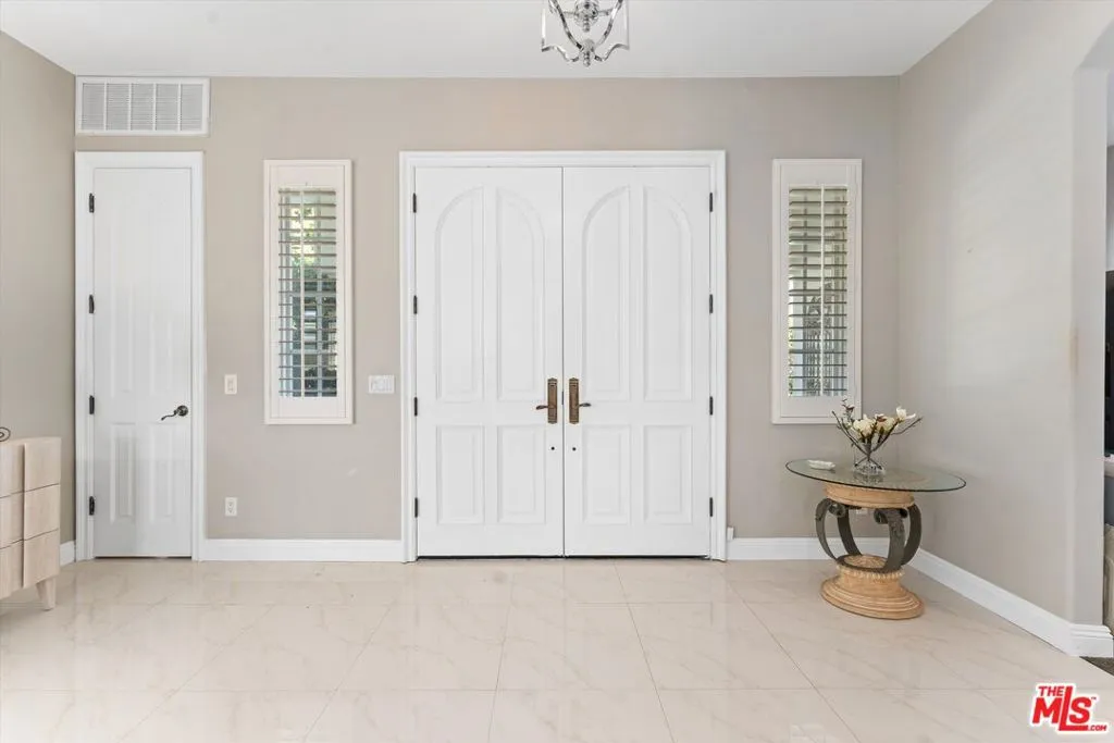 912 Harbor Crossing Lane, Marina Del Rey, California 90292 home-pic-5