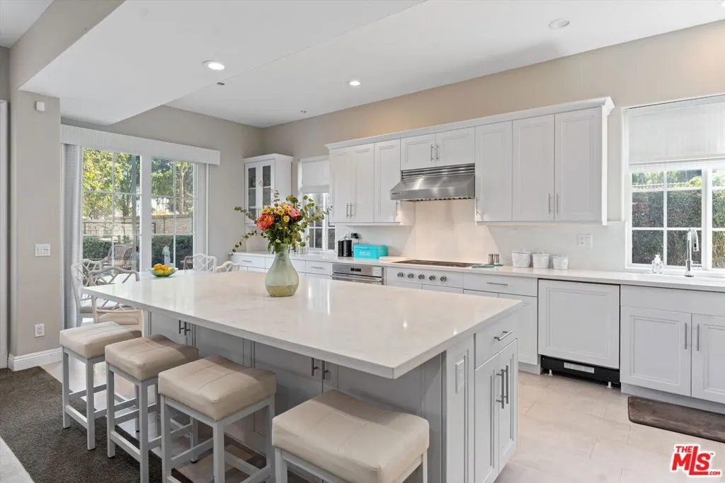 912 Harbor Crossing Lane, Marina Del Rey, California 90292 home-pic-25
