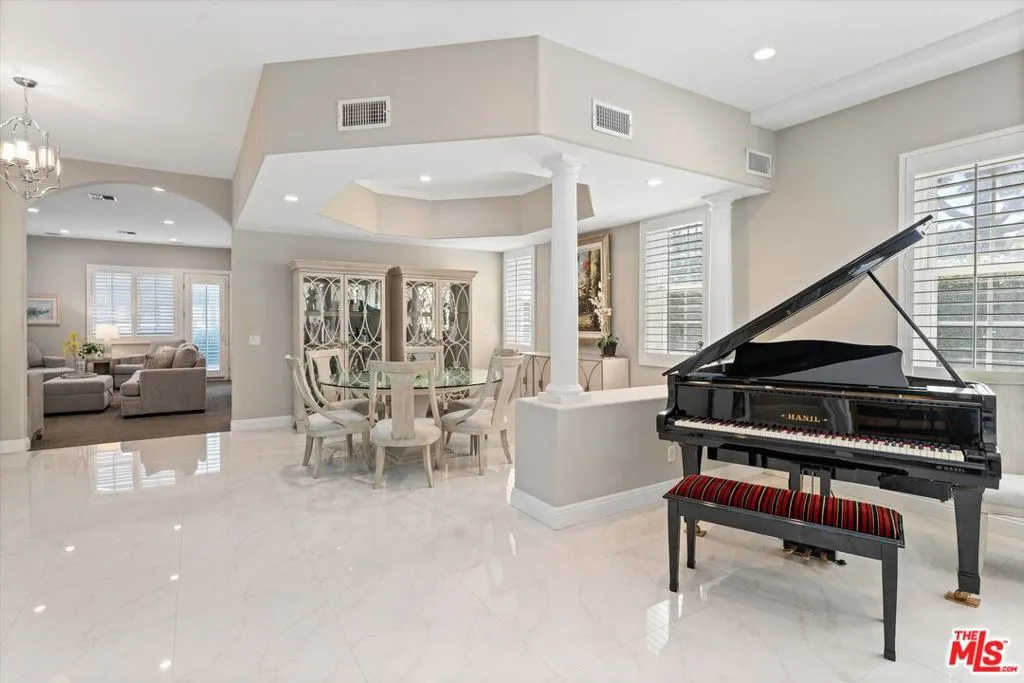 912 Harbor Crossing Lane, Marina Del Rey, California 90292 home-pic-11