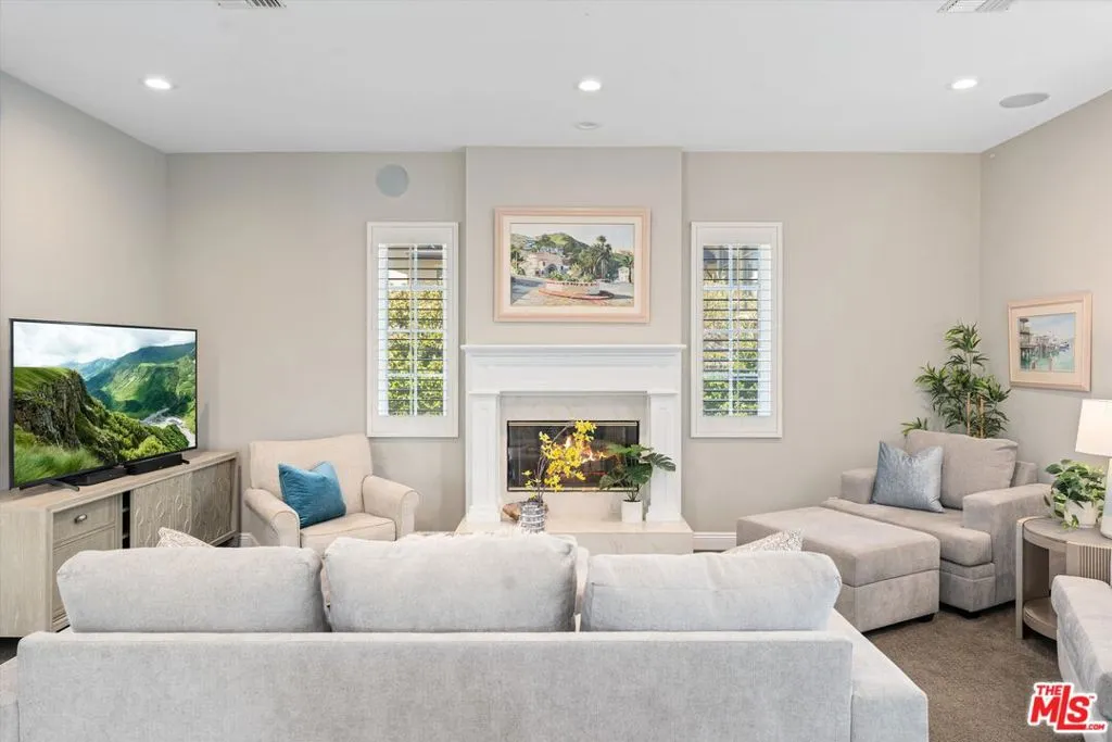 912 Harbor Crossing Lane, Marina Del Rey, California 90292 home-pic-23