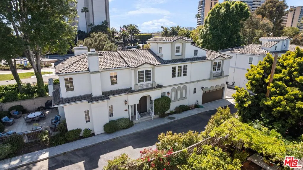 912 Harbor Crossing Lane, Marina Del Rey, California 90292 home-pic-1
