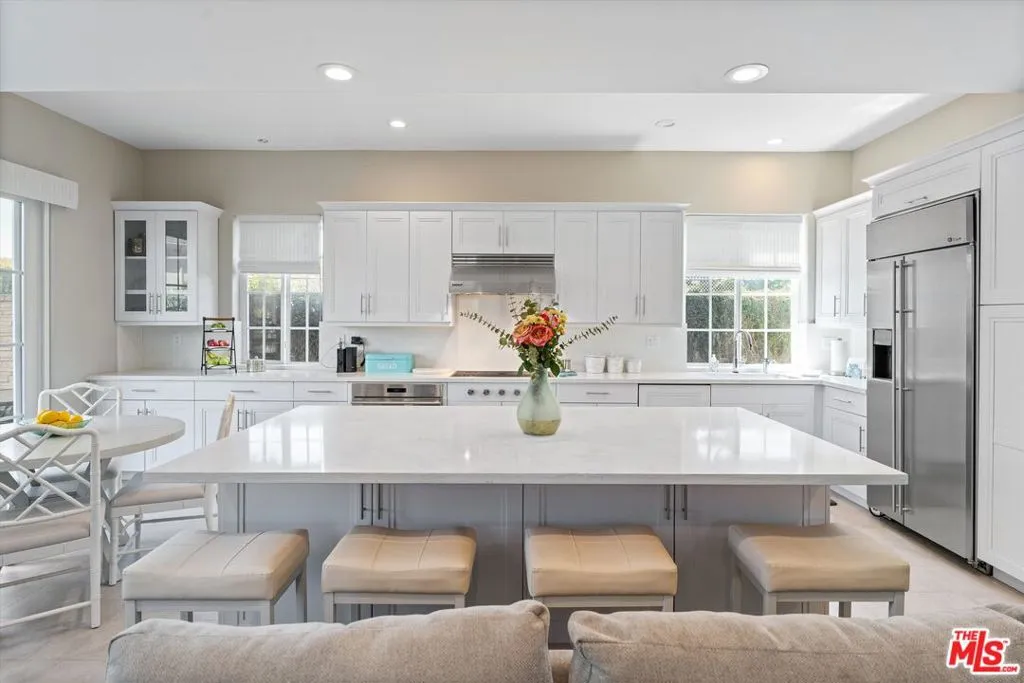 912 Harbor Crossing Lane, Marina Del Rey, California 90292 home-pic-24