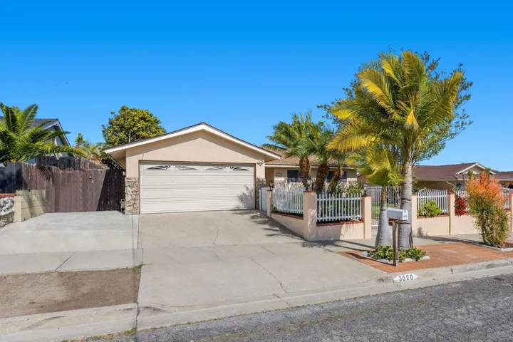 3020 Linda Dr, Oceanside, California 92056