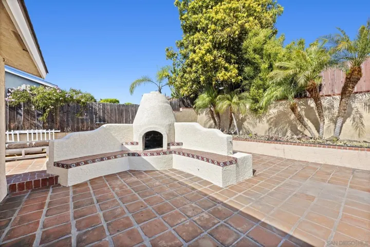 3020 Linda Dr, Oceanside, California 92056