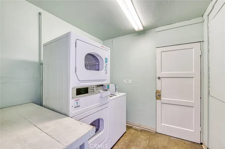 313 E 17th Street, Costa Mesa, California 92627