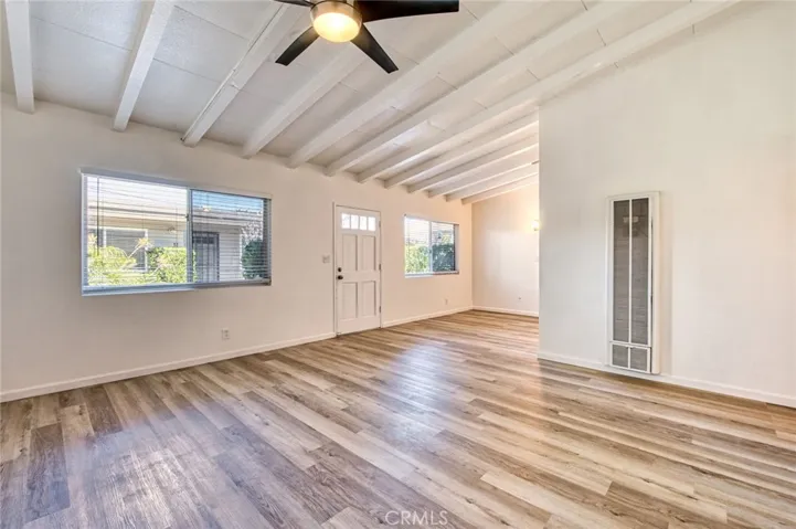 313 E 17th Street, Costa Mesa, California 92627