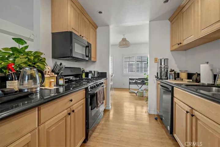 4437 Avocado Street 107, Los Angeles, California 90027