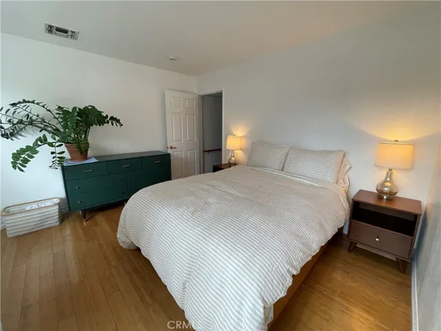4437 Avocado Street 107, Los Angeles, California 90027