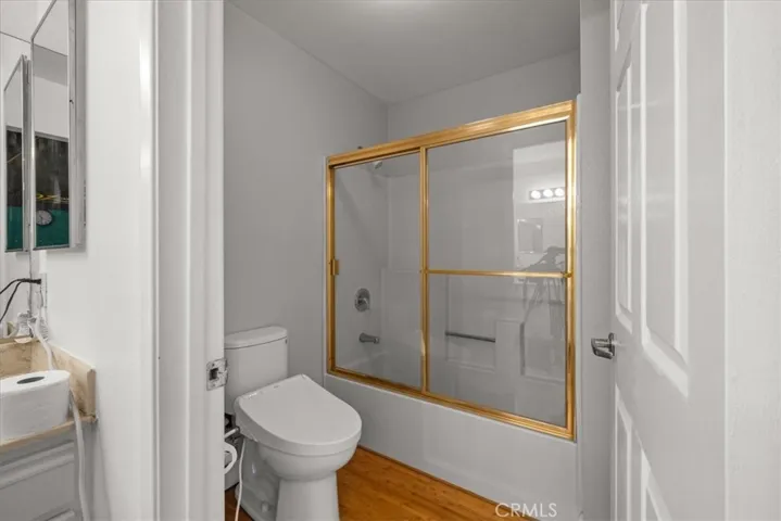 4437 Avocado Street 107, Los Angeles, California 90027