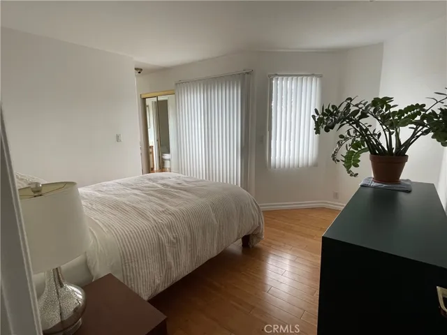 4437 Avocado Street 107, Los Angeles, California 90027